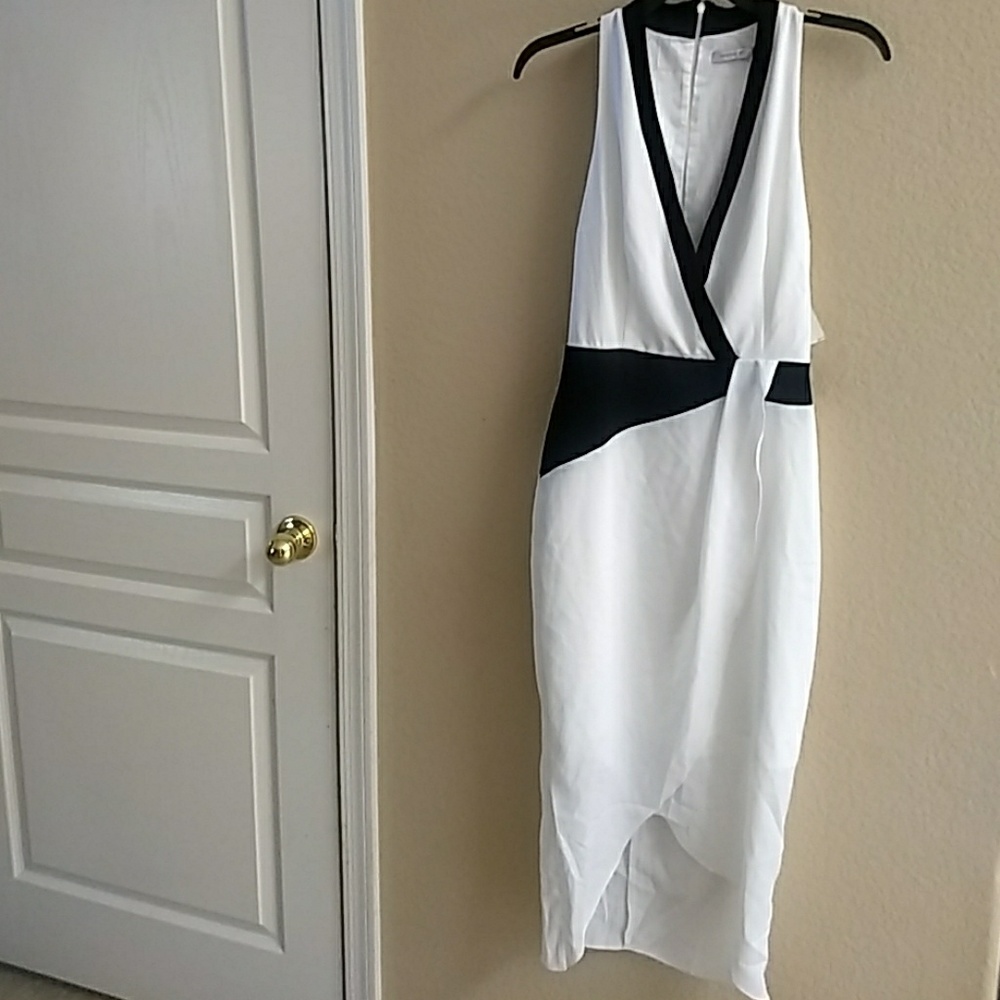 Claudia drape dress - Picture 6 of 6